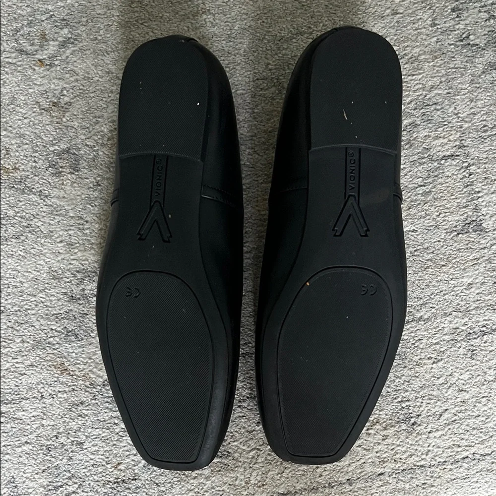 Vionic Women's Classic Black Flats - Picture 2 of 5